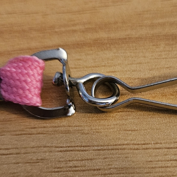 60 Multicolored cloth cord lanyards with hook and 60 plastic ID name tag holders - Picture 4 of 7